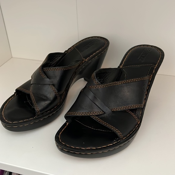 Born black wedge heels size 7 - Picture 7 of 8